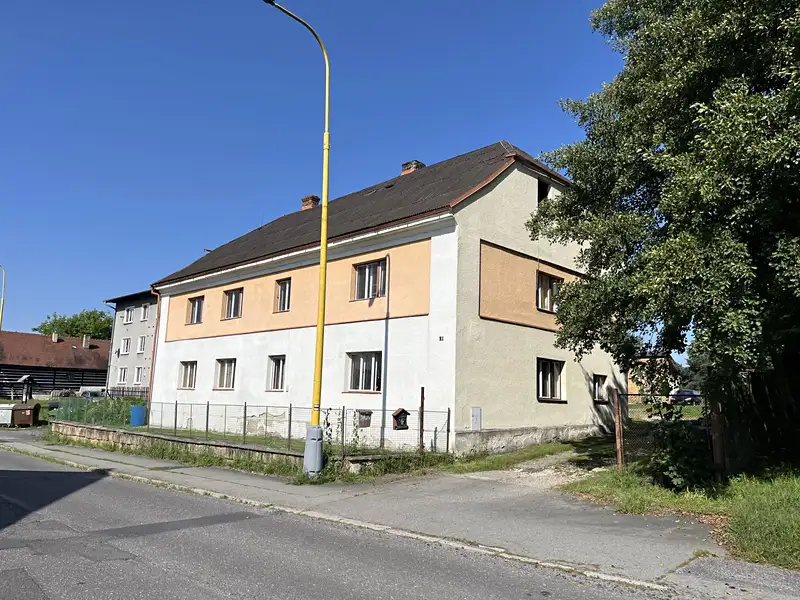 Prodej rodinného domu 292 m², pozemek 1628 m², Stráž pod Ralskem – náhled fotky 2