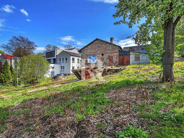 Prodej komerčního prostoru, 1 800 m² (14 z 17)