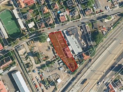 Pronájem komerčního pozemku 1655 m²
