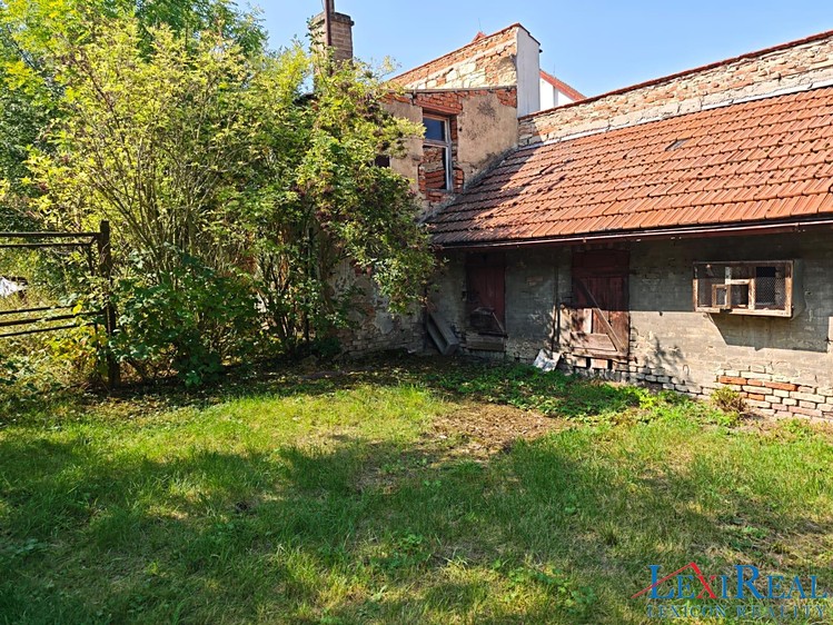Haus zum Kauf, 600 m² (4 von 8)