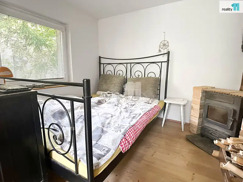 Prodej rodinného domu 160 m², pozemek 1272 m², Zlín – náhled fotky 2