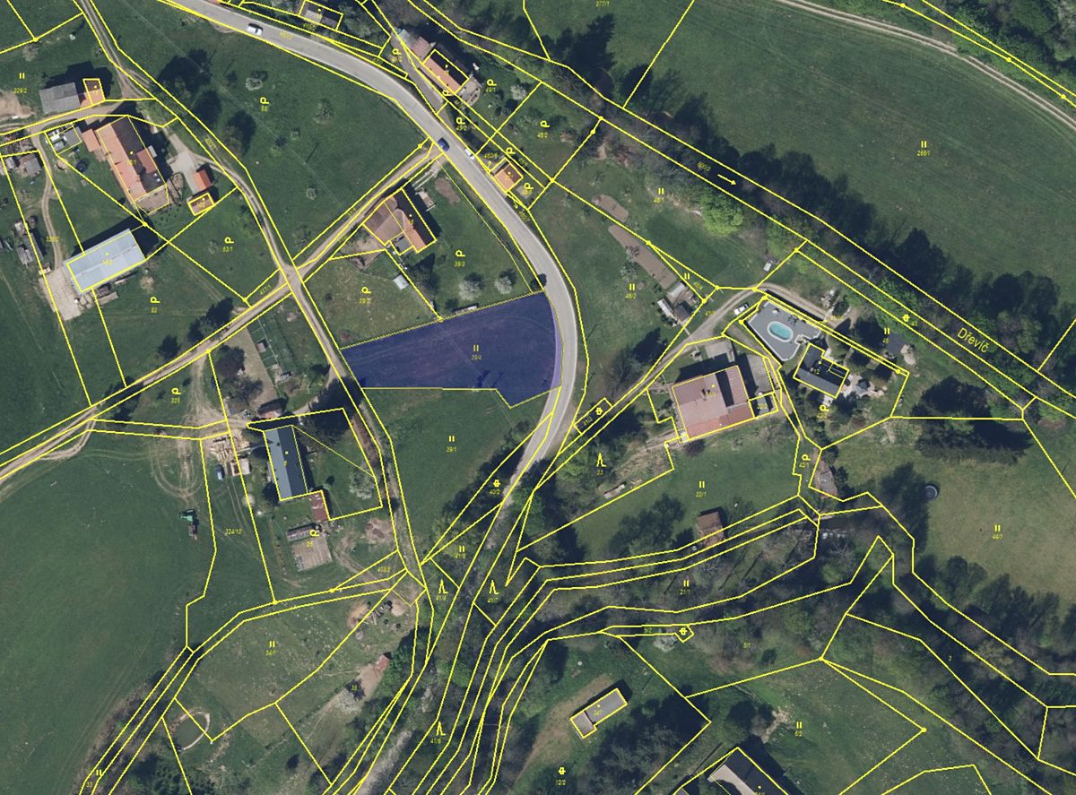 Prodej stavebního pozemku 1568 m² – fotografie 3