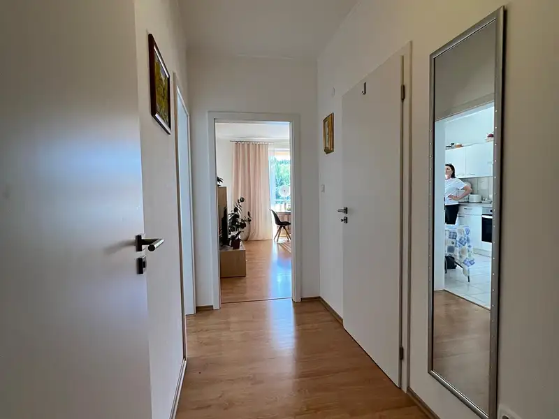 Prodej bytu 1+1 50 m², Karlovy Vary – náhled fotky 3