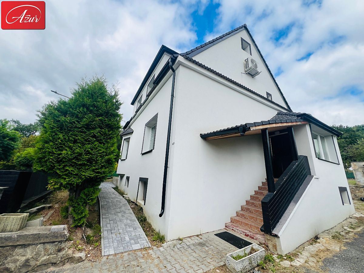 Prodej rodinného domu 202 m², pozemek 1167 m²