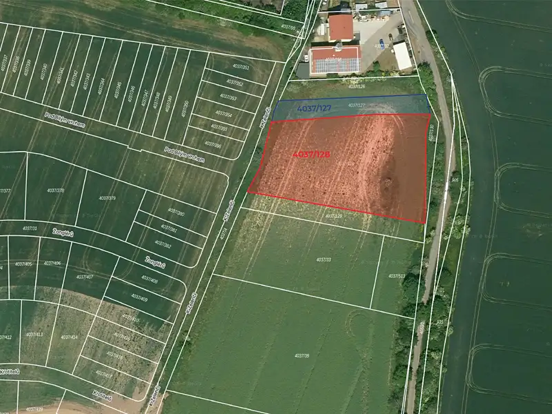 Prodej stavebního pozemku 4015 m², Praha – náhled fotky 3