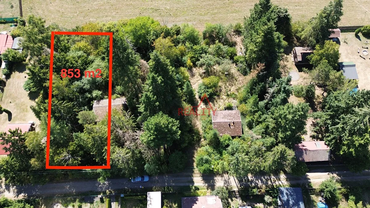 Prodej stavebního pozemku 853 m²