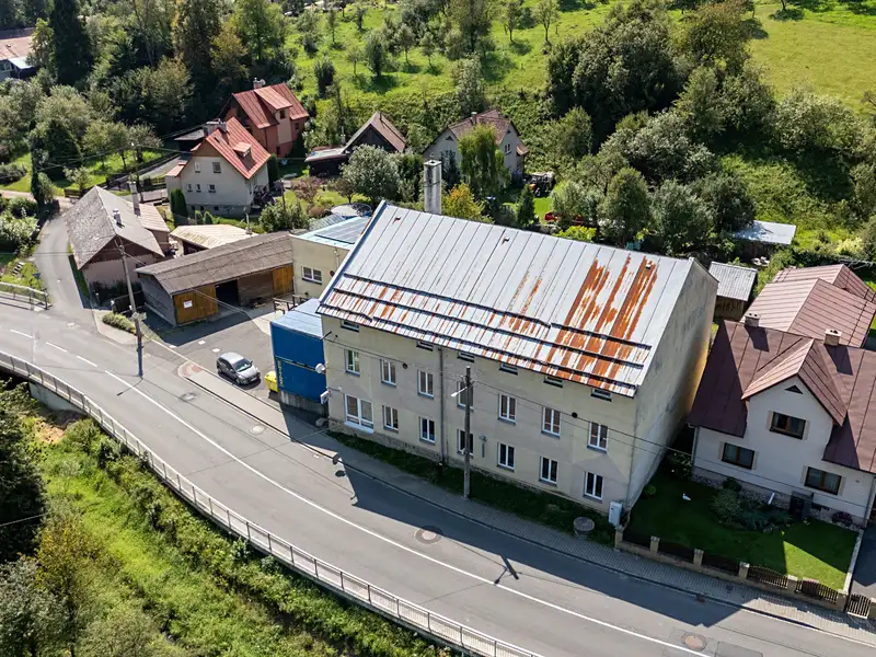 Prodej výrobní haly, prostoru 1097 m², Liptál – náhled fotky 1