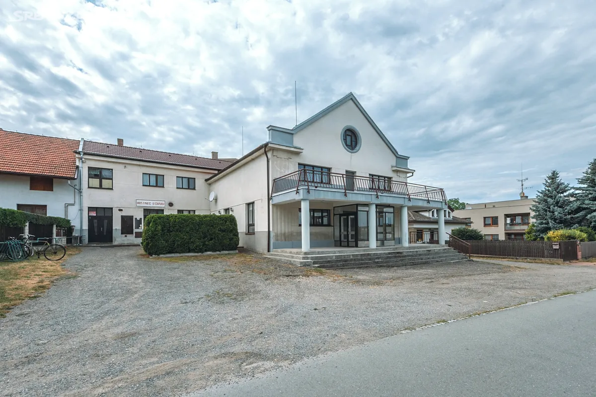 Prodej restaurace 865 m², Klamoš