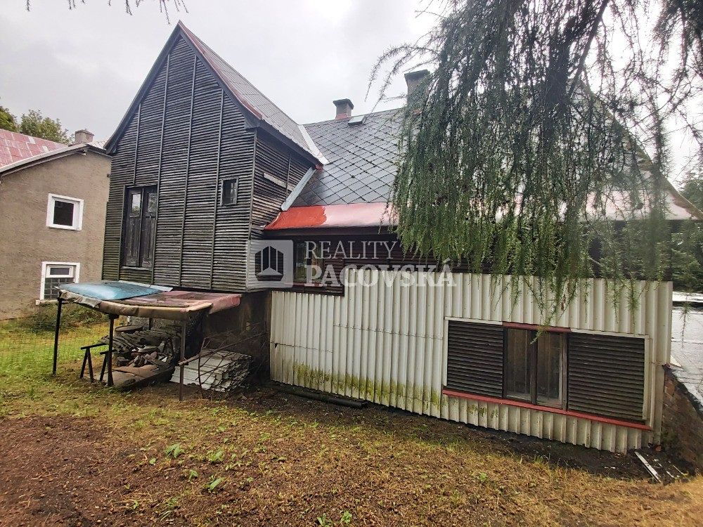 Prodej chaty 213 m², pozemek 204 m² – fotografie 3