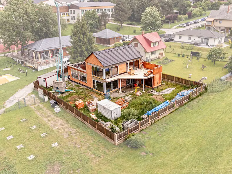 Prodej rodinného domu 222 m², pozemek 917 m², Frymburk – náhled fotky 1
