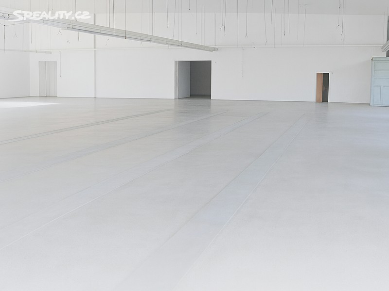 Pronájem skladového prostoru 700 m², Smržovka