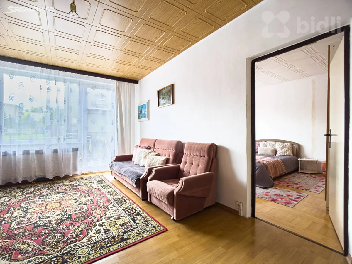 Prodej rodinného domu 216 m², pozemek 862 m² – pohled 6