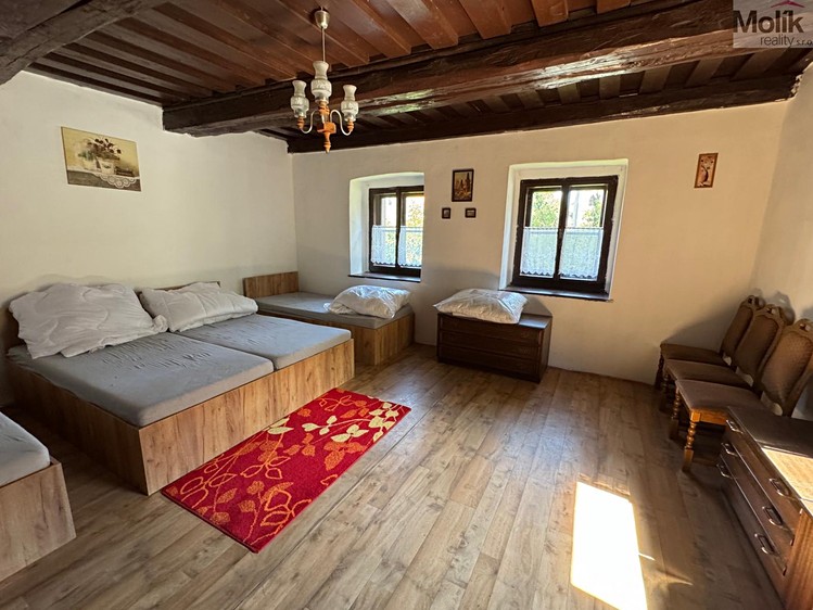 Будинок на продаж, 300 м² (10 з 39)