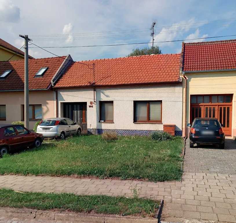 Prodej rodinného domu 188 m², pozemek 20 m²