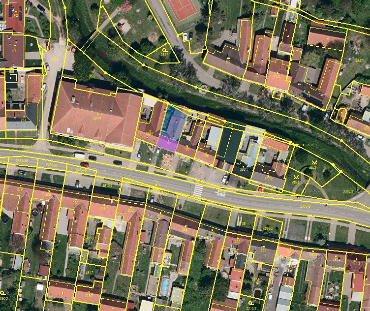 Prodej rodinného domu 188 m², pozemek 20 m² – fotografie 2