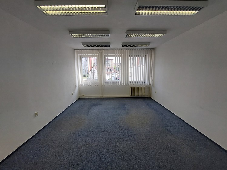 Комерційне приміщення в оренду, 28 м² (4 з 9)