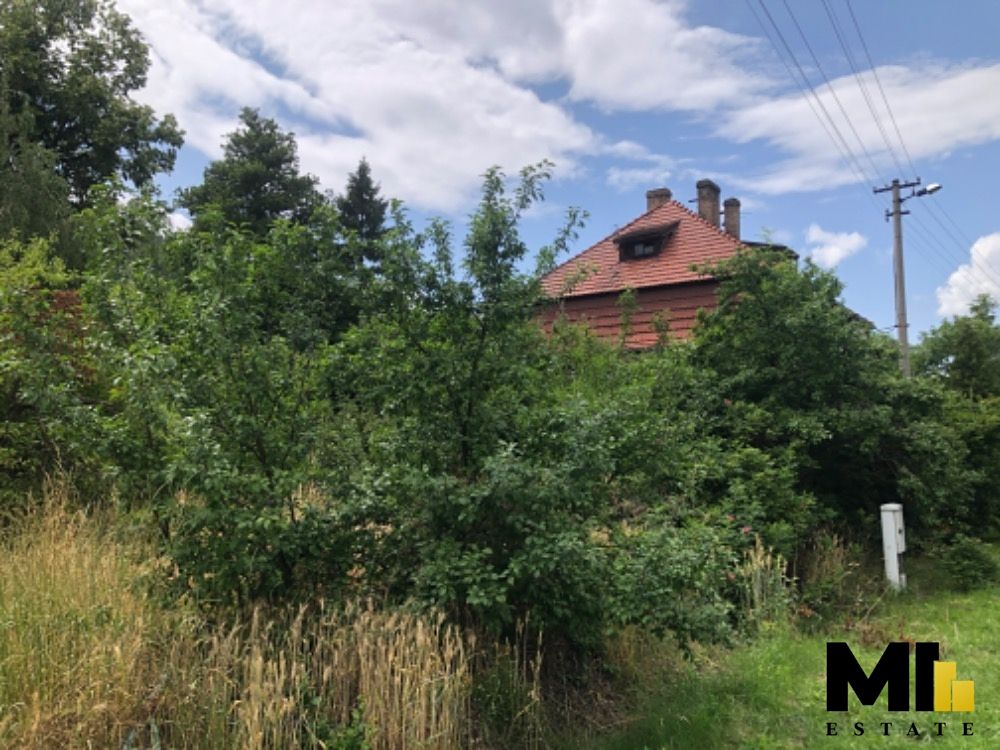 Prodej vily 325 m², pozemek 1498 m² – fotografie 3