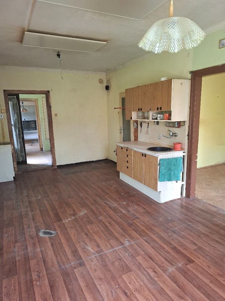 Prodej rodinného domu 215 m², pozemek 1320 m² – fotografie 4