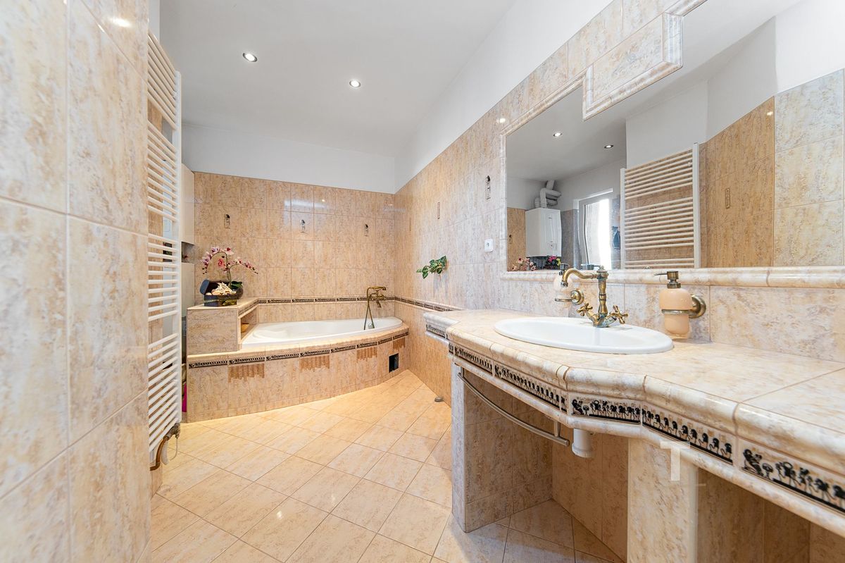 Prodej bytu 4+kk 161 m² – fotografie 4