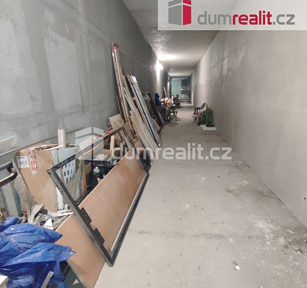 Pronájem komerčního prostoru, 200 m² (19 z 23)