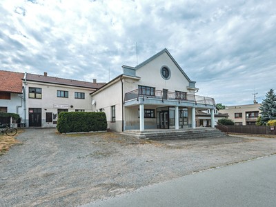 Prodej  rodinného domu 865 m², pozemek 843 m² — photo 4