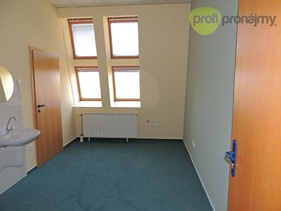 Pronájem komerčního prostoru, 24 m² (3 z 5)