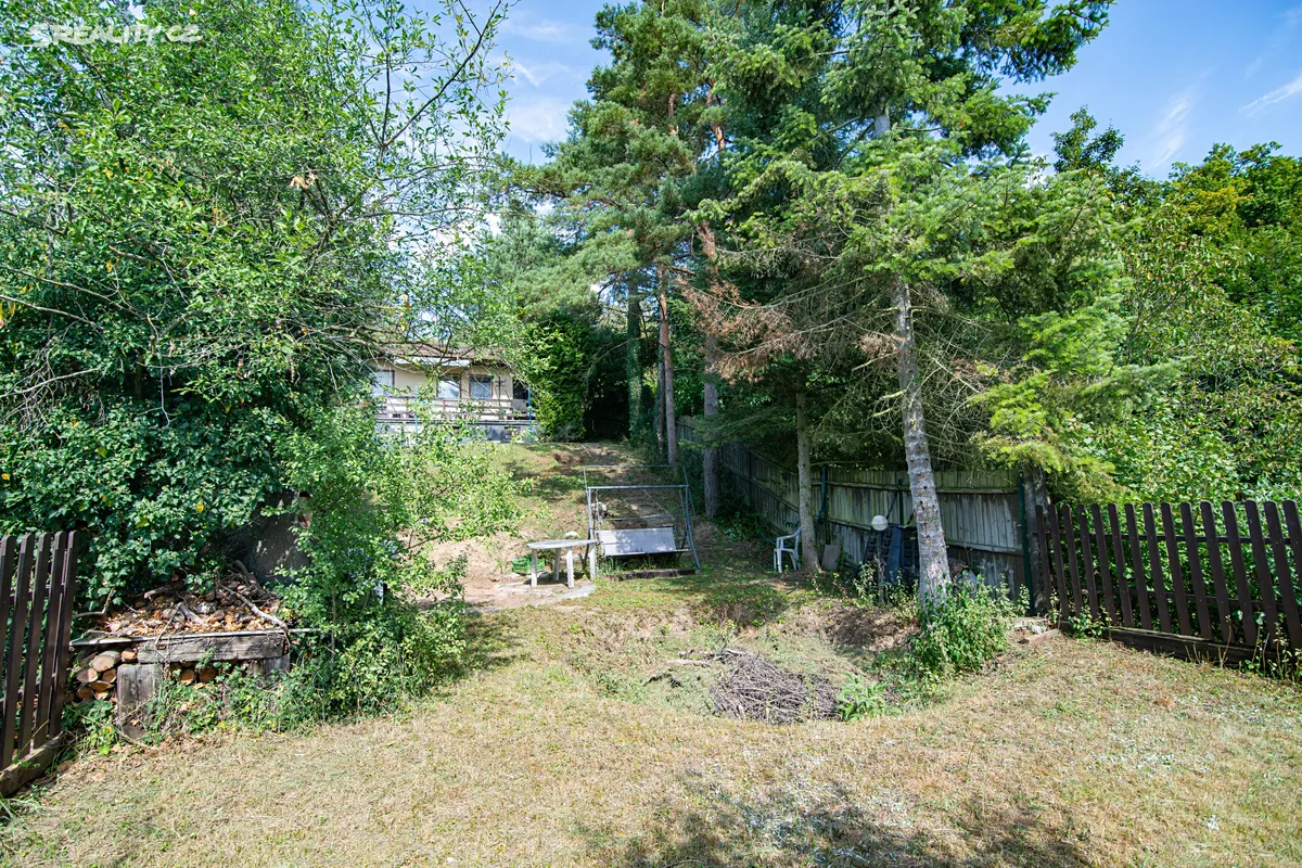 Prodej stavebního pozemku 644 m² – pohled 6