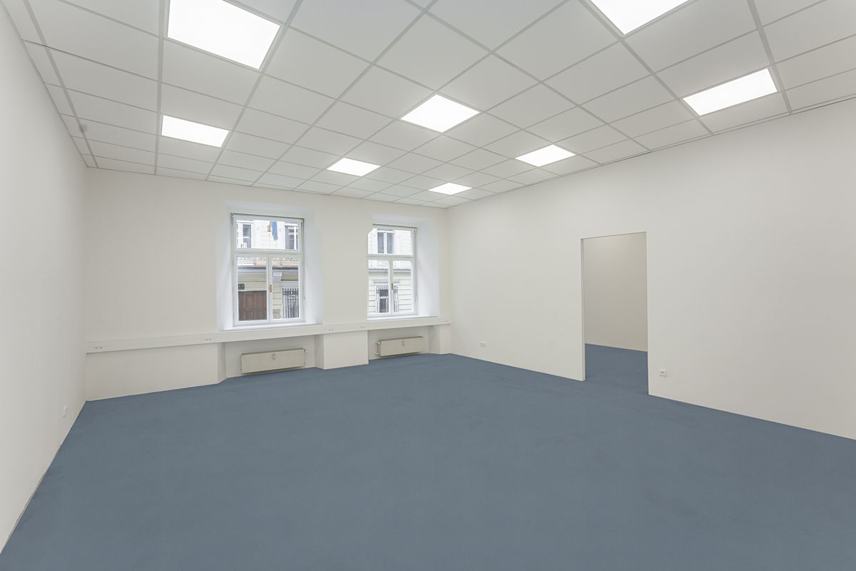 Pronájem kanceláře 115 m² – fotografie 3