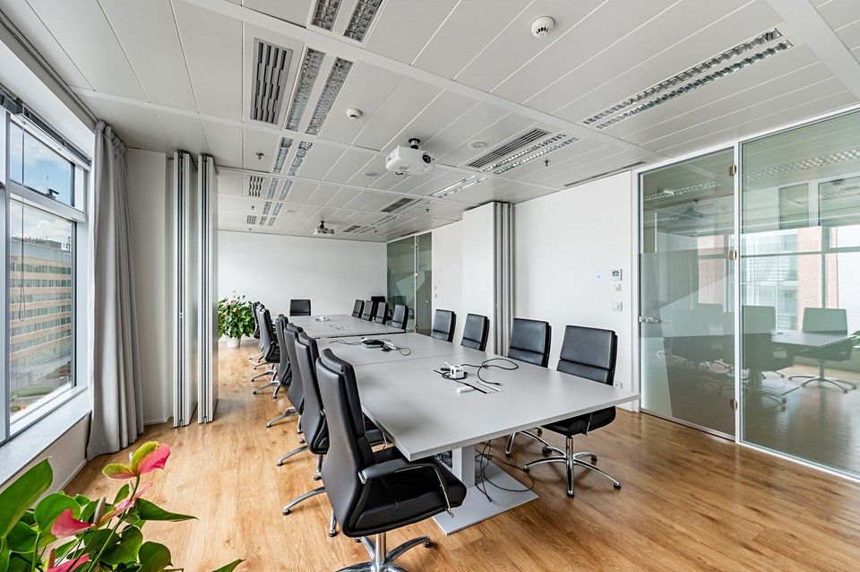 Pronájem kanceláře 500 m² – fotografie 5
