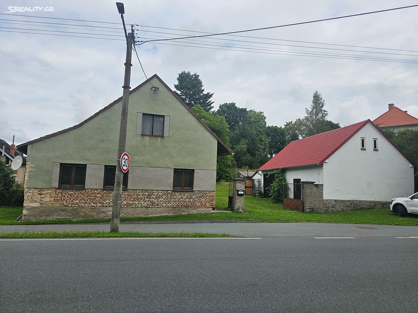 Prodej  rodinného domu 200 m², pozemek 3 644 m², okres Plzeň-jih