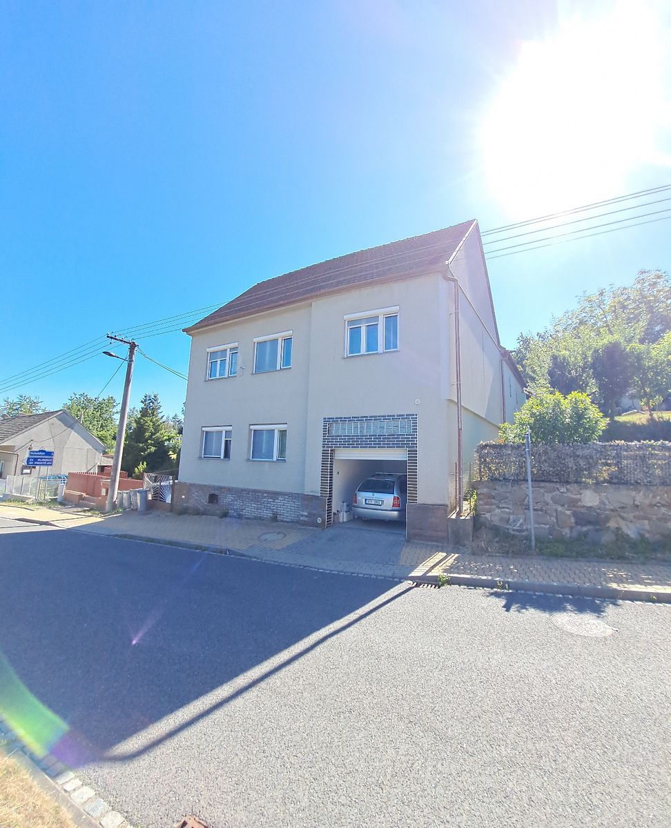 Prodej rodinného domu 264 m², pozemek 264 m² – fotografie 2