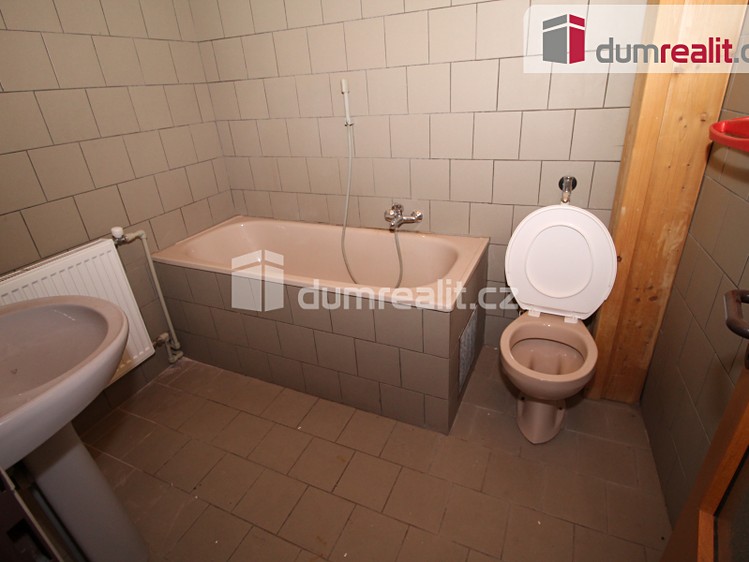 Комерційне приміщення на продаж, 1 385 м² (32 з 33)