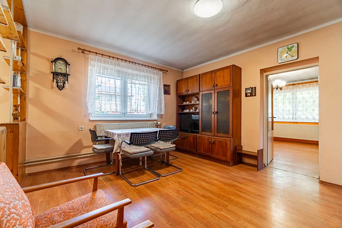 Prodej rodinného domu 154 m², pozemek 519 m² – fotografie 3