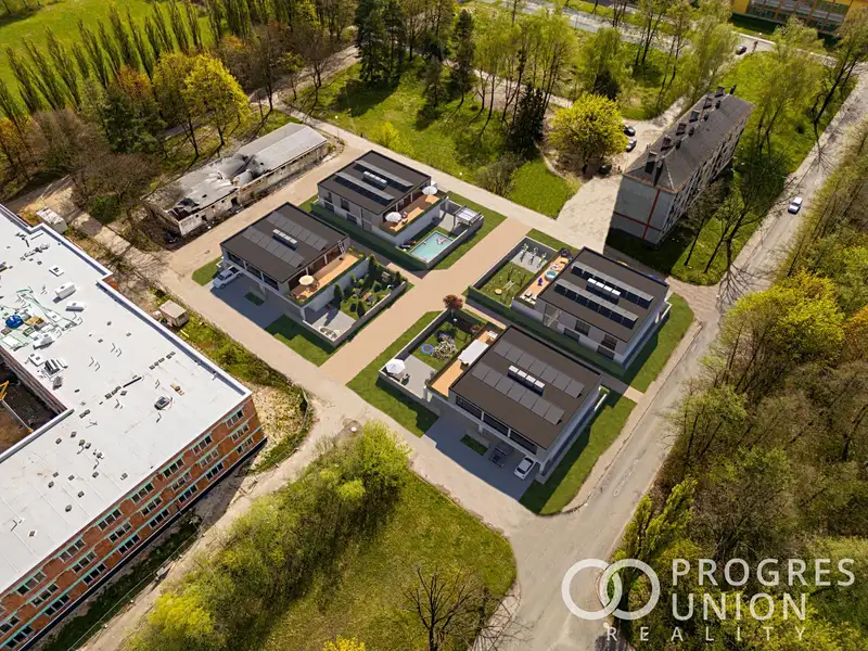 Prodej stavebního pozemku 3958 m², Karviná – náhled fotky 1