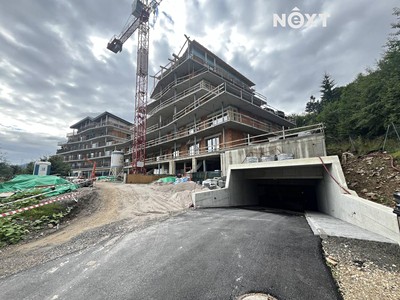 Pronájem garážového stání 18 m²