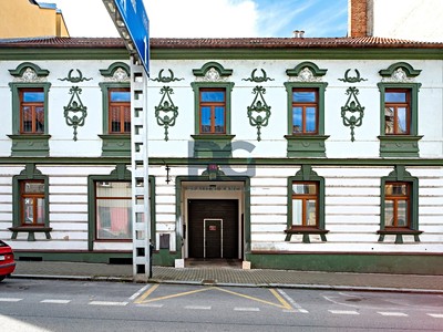 Prodej  vícegeneračního domu 403 m², pozemek 903 m²