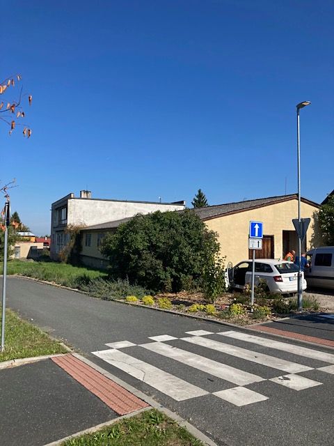 Prodej komerční nemovitosti 1100 m² – fotografie 3