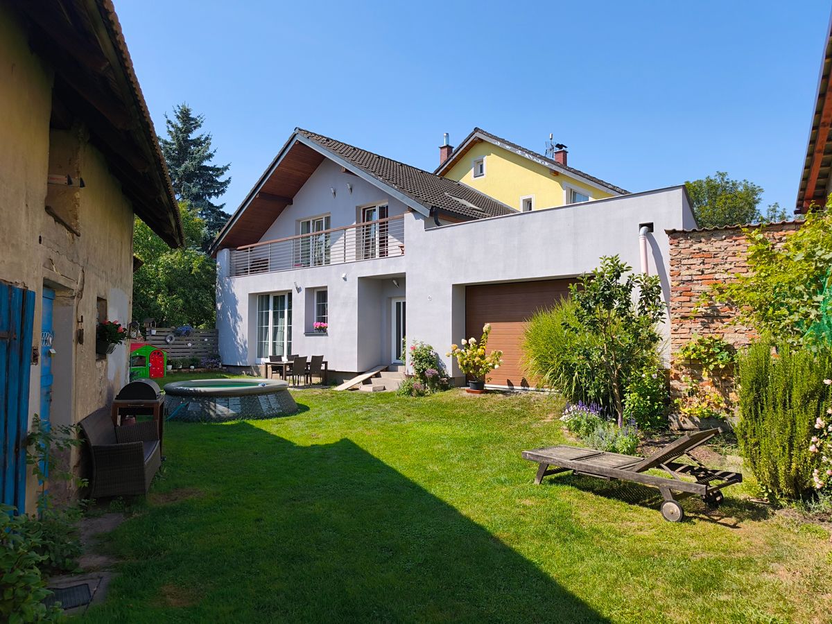Prodej rodinného domu 499 m², pozemek 610 m² – fotografie 4