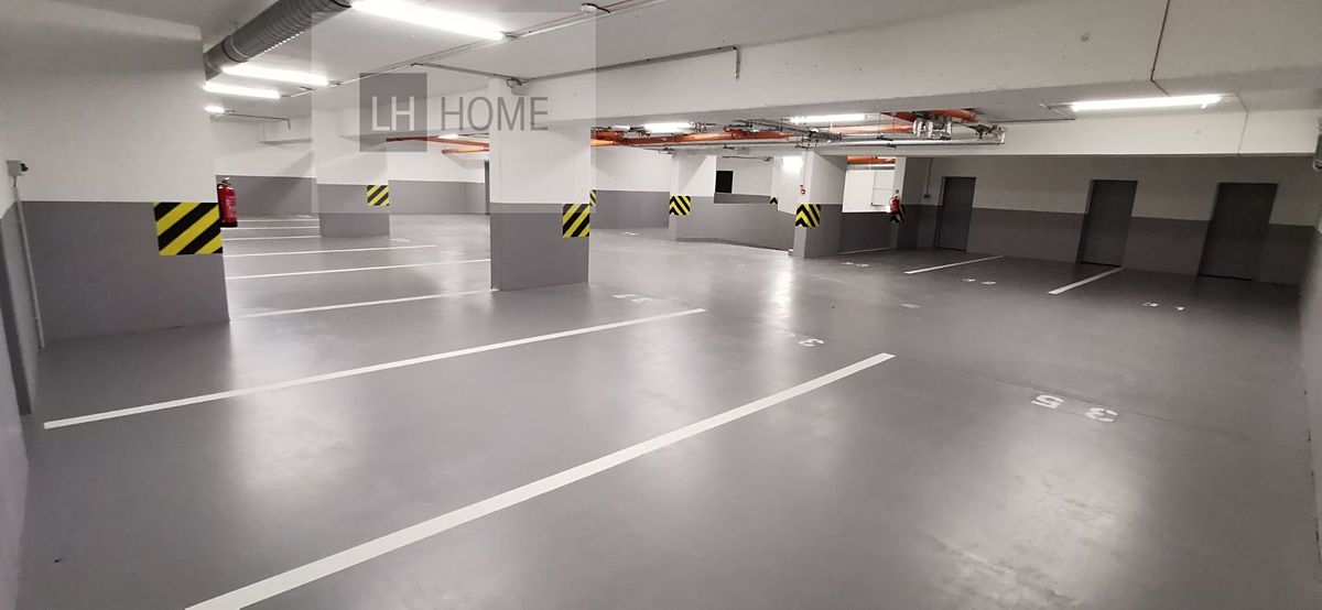 Prodej garážového stání 14 m²