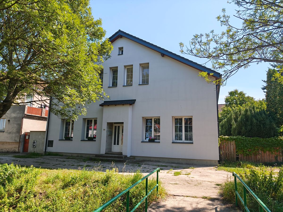 Prodej rodinného domu 499 m², pozemek 610 m² – fotografie 3