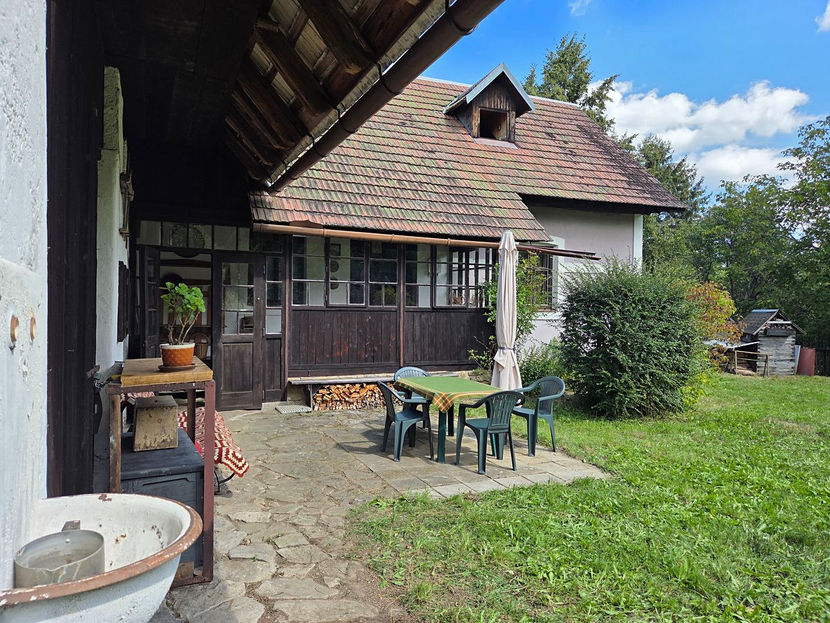 Prodej chalupy 150 m², pozemek 2650 m² – fotografie 2