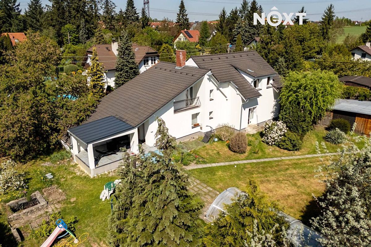 Prodej vícegeneračního domu 230 m², pozemek 1203 m²