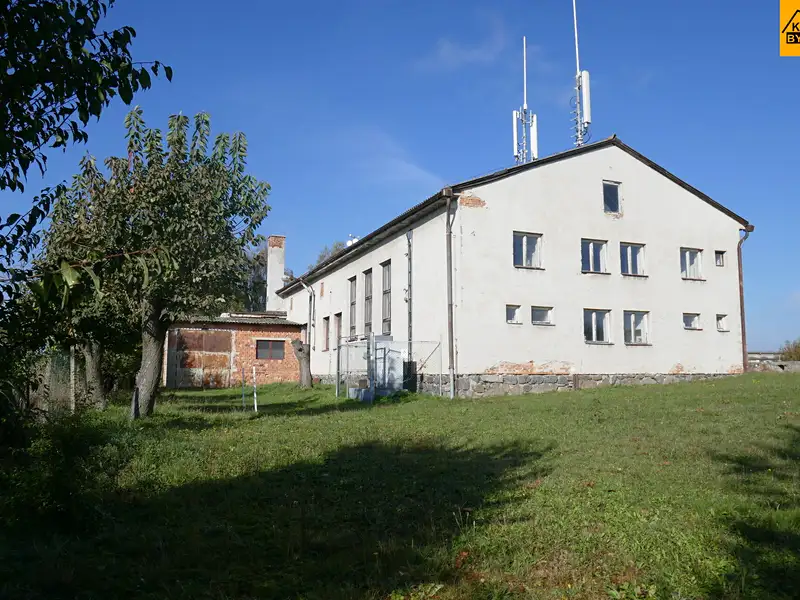 Prodej výrobní haly, prostoru 3983 m², Moravec – náhled fotky 1