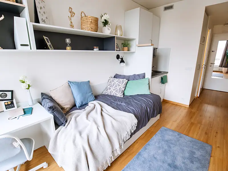 Pronájem bytu 1+kk 15 m², Praha – náhled fotky 1