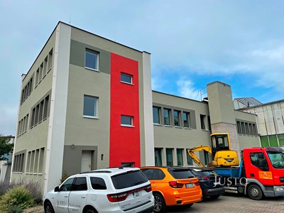 Pronájem kanceláře 57 m²