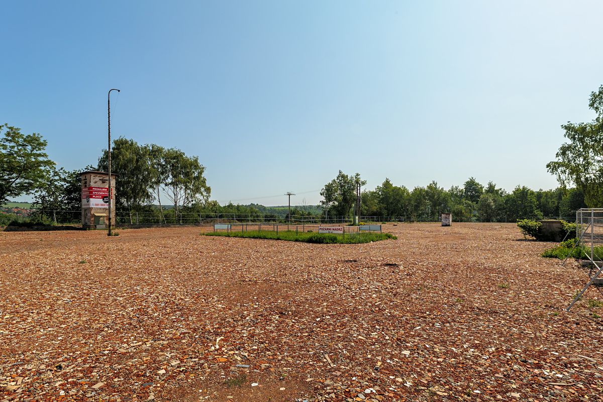 Pronájem skladového prostoru 500 m²