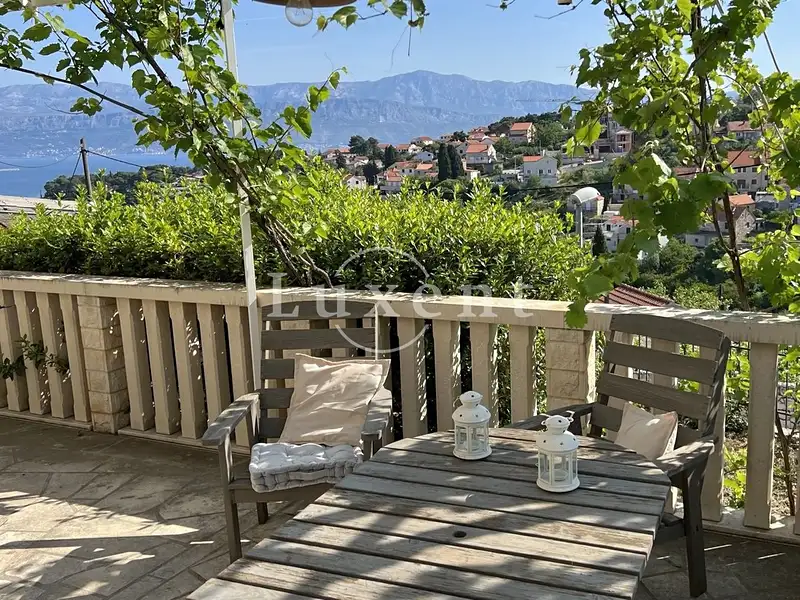 Prodej vícegeneračního domu 190 m², pozemek 410 m², Splitska – náhled fotky 3