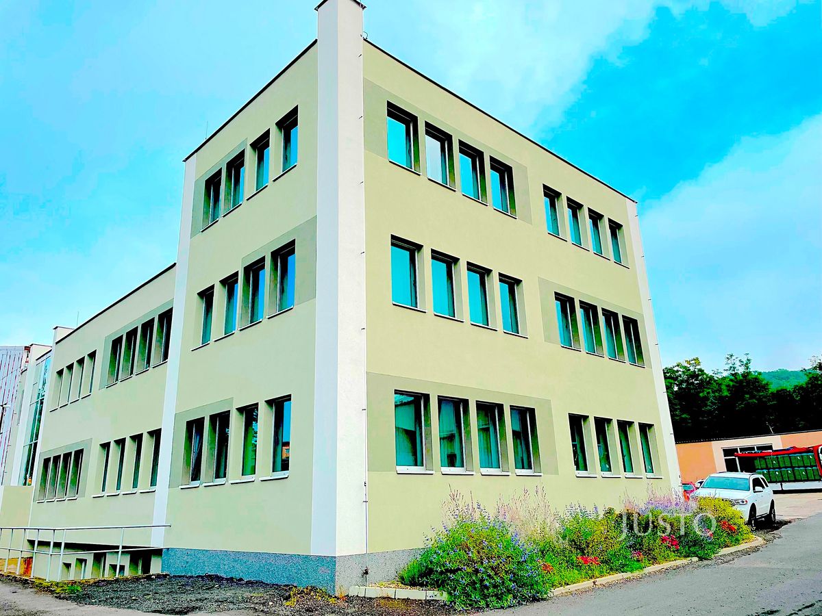 Pronájem kanceláře 57 m² – fotografie 2