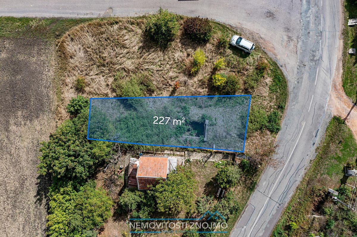 Prodej vinného sklepa 227 m², Strachotice – fotka 1 z 3