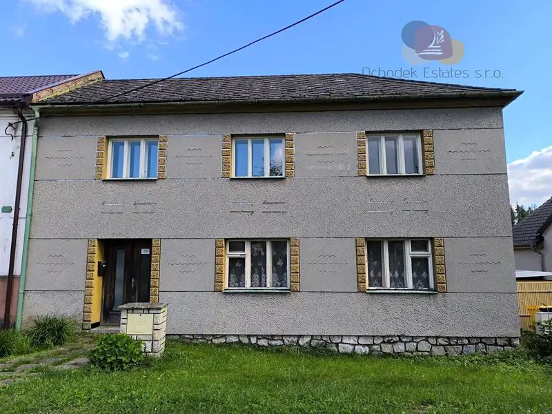 Prodej vícegeneračního domu 283 m², pozemek 1254 m², Luká – náhled fotky 1